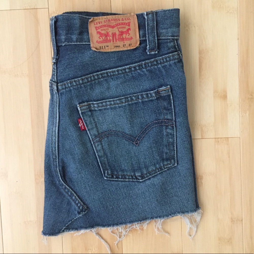 Levi’s denim skirt